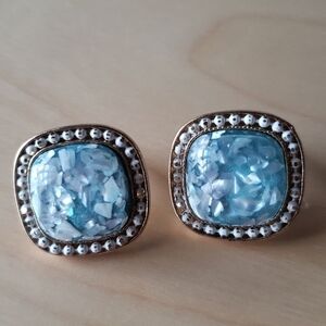 𝅺RETRO Blue Square Gravel Earrings NWOT